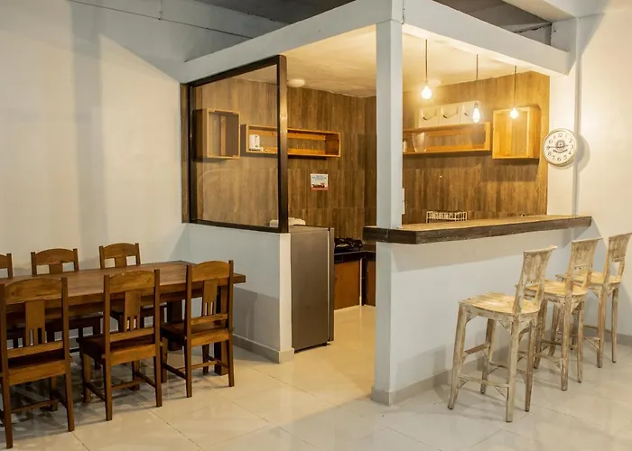 Mai Mulih Canggu By Dwaraloka ゲストハウス